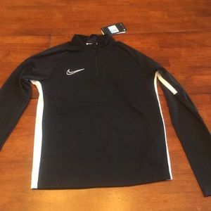 Youth Nike 1/4 zip light weight jacket